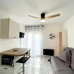 Apartament Avec Balcon - Proche Thermes, Centre-ville Et Golf - Animaux Acceptes - Fr-1-451-203