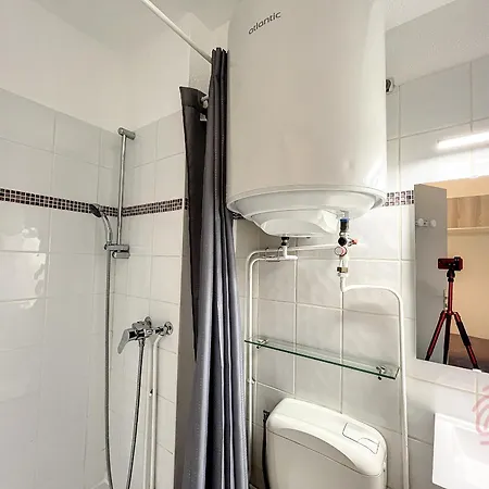 Avec Balcon - Proche Thermes, Centre-ville Et Golf - Animaux Acceptes - Fr-1-451-203 Lejlighed Lamalou-les-Bains